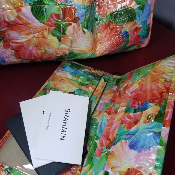 Brahmin Celia & Ady Wallet Set in Taffy Melbourne NWT - Picture 16 of 16